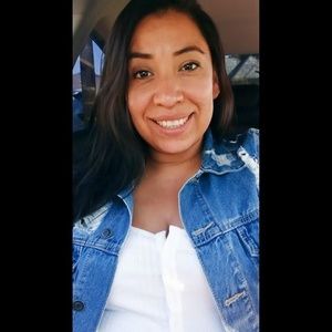 Meet your Posher, Dolores